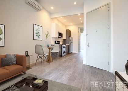 181 Chauncey Street - Photo 1