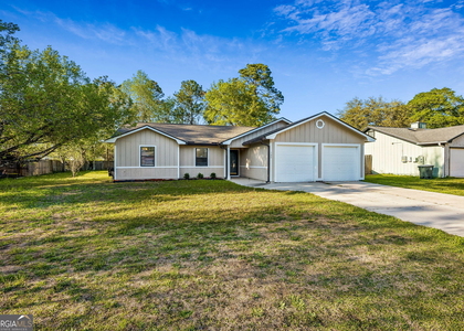 132 Woodvalley Drive - Photo 1