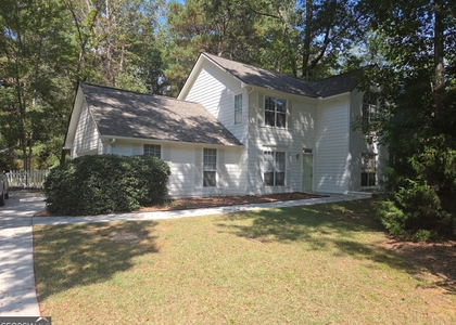 302 Henley Way - Photo 1