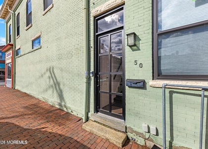 160 Monmouth Street - Photo 1