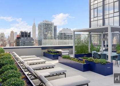 West 38th Street - Photo 1