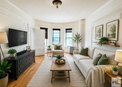 Nostrand Avenue - Photo 1