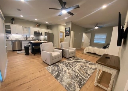 922 Cove Trail - Photo 1