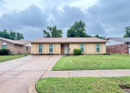 2121 Spanish Trail - Photo 1