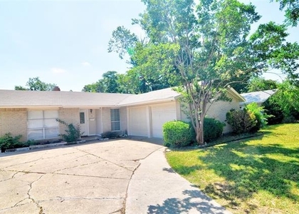 1412 West Shore Drive - Photo 1
