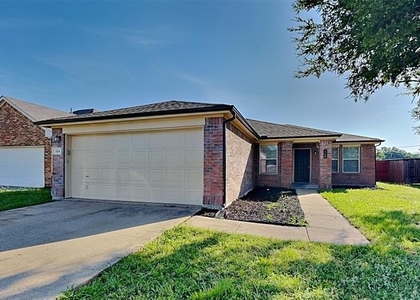 124 Stanford - Photo 1