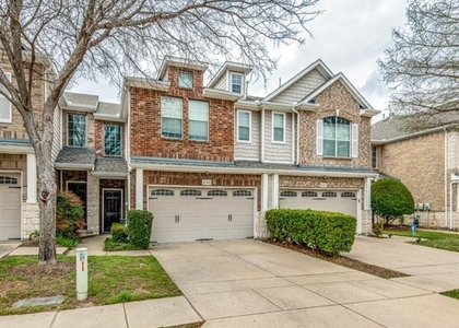 8735 Manhattan Avenue - Photo 1