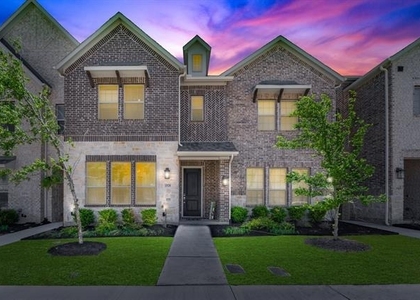 1526 Windermere Way - Photo 1