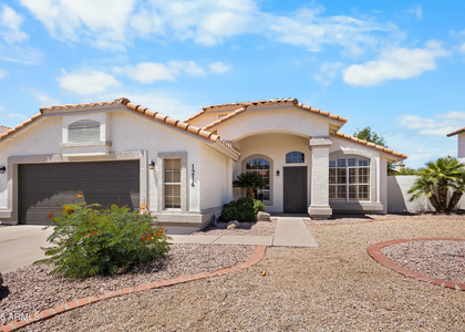 1214 E Beverly Lane - Photo 1