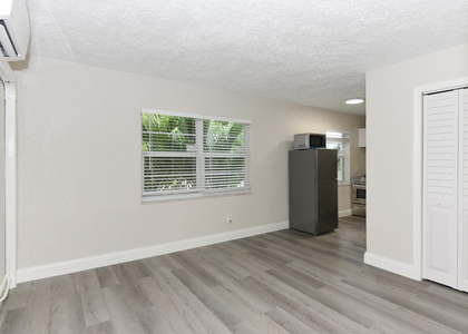 605 N Federal Highway - Photo 1