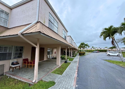 4100 Nw 16th Avenue - Photo 1