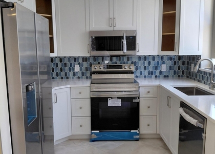 1010 S Ocean Boulevard - Photo 1