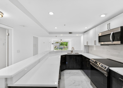 3901 S Flagler Drive - Photo 1