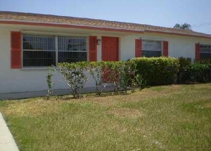 1881 Se Airoso Boulevard - Photo 1