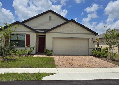 528 Seafoam Circle - Photo 1