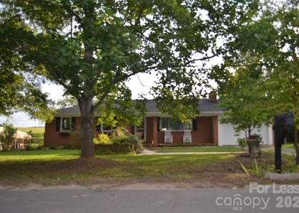 1721 Virginia Street - Photo 1