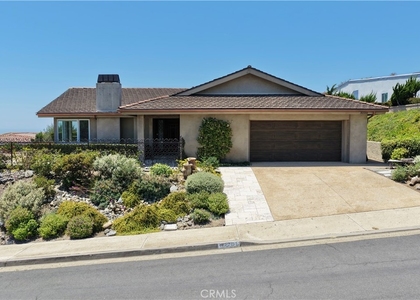 32201 Sea Island Drive - Photo 1