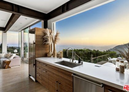 2915 Tuna Canyon Road - Photo 1