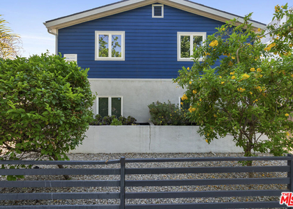 5645 1/2 Willowcrest Avenue - Photo 1