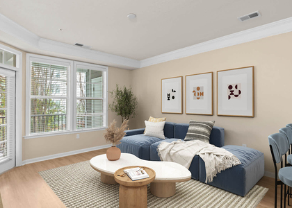 370 E. Diamond Ave - Photo 1
