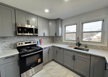 143-34 222 Street - Photo 1