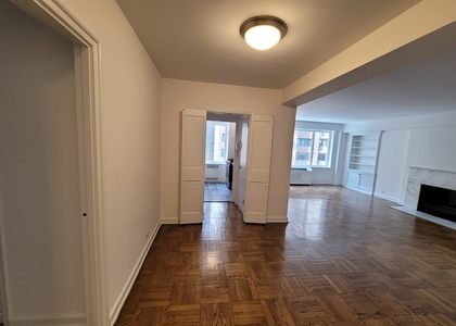 41 W 58th Street - Photo 1