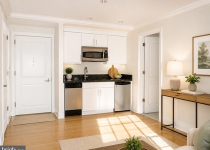 1701 Locust Street - Photo 1