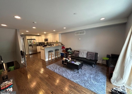 1824 Poplar Street - Photo 1
