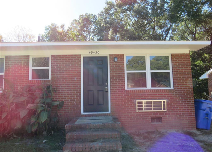 4943 Fieldcrest Drive - Photo 1