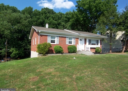 1609 Honeysuckle Drive - Photo 1