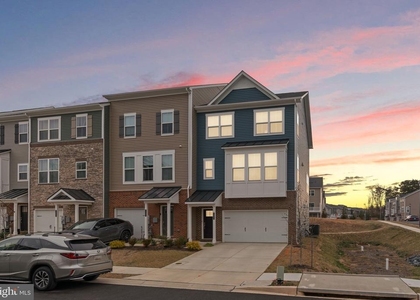 1605 Aster Lane - Photo 1