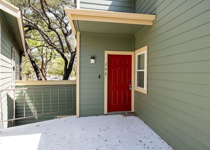 11970 Jollyville Rd - Photo 1