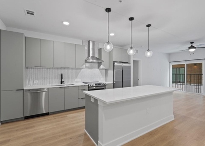 2500 Longview St - Photo 1