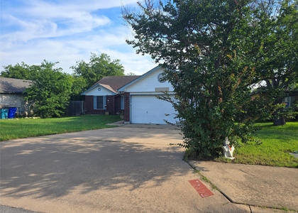 2303 Darnell Dr - Photo 1