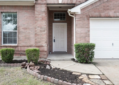 11716 Dunblane Way - Photo 1
