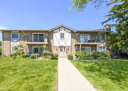 16w540 Lake Drive - Photo 1