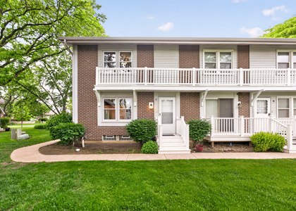 212 Amherst Court - Photo 1
