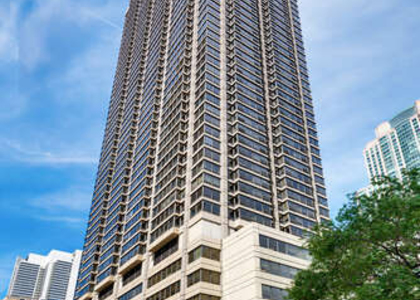 30 E Huron Street - Photo 1