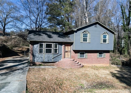 2761 Rockdale - Photo 1