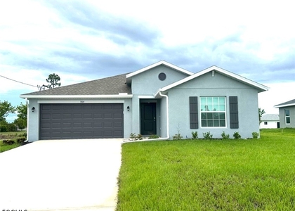 3924 Ne 17th Avenue - Photo 1