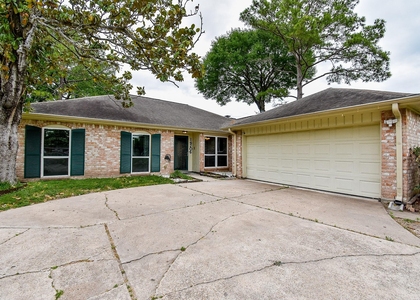 14206 Ella Lee Lane - Photo 1
