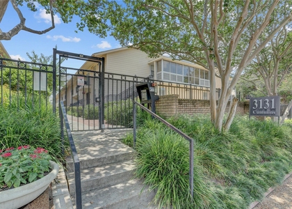 3131 Cummins Street - Photo 1