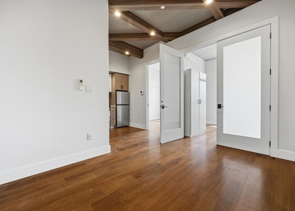 533 Park Place - Photo 1