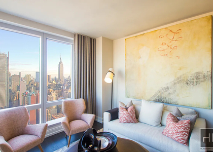 Tenth Avenue - Photo 1