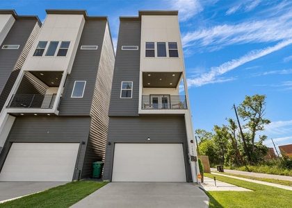 1602 Mary Street - Photo 1