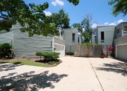 9526 Val Verde Street - Photo 1