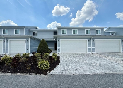 2529 Pine Place - Photo 1