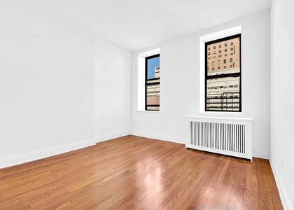 426 West 49th Street - Photo 1