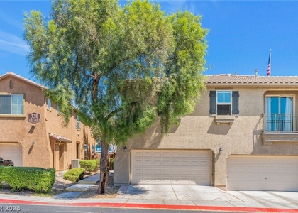 310 Clarence House Avenue - Photo 1