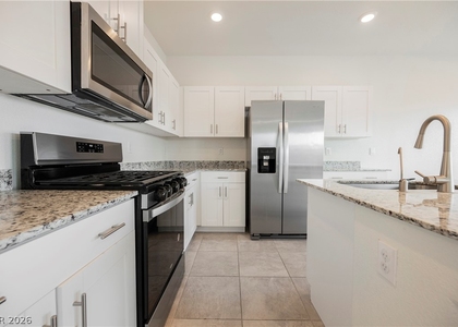 402 Larksong Avenue - Photo 1